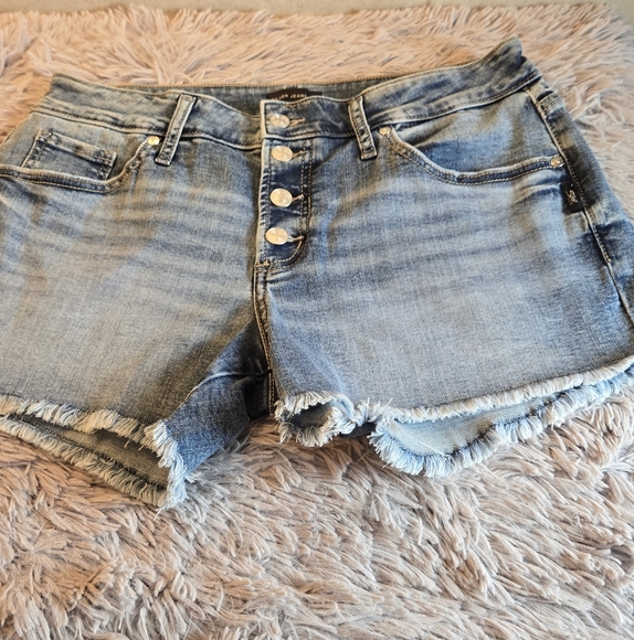Silver Jeans Boyfriend Shorts Size 30 - Picture 4 of 11